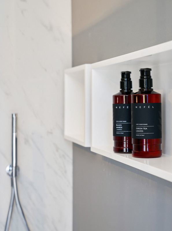 Balzam za lase Nefel - LISTI ZELENEGA ČAJA 480 mL (1/1) hotelska-kozmetika/nefel_green_tea_leaves_hair_conditioner_flaconeml_ambientata